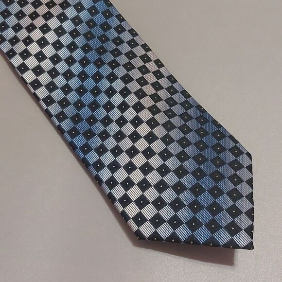 Chereskin Geometric Print Blue Neck Tie - Picture 2 of 6